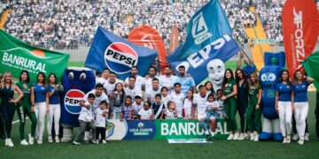 Clásico 333 Comunicaciones vs Municipal Clausura 2025: Los Cremas rompen racha y vencen 1-0 a los Rojos