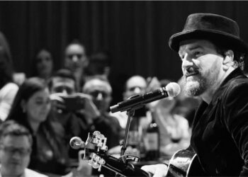 Ricardo Arjona videos acústicos SECO