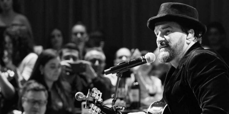 Ricardo Arjona videos acústicos SECO