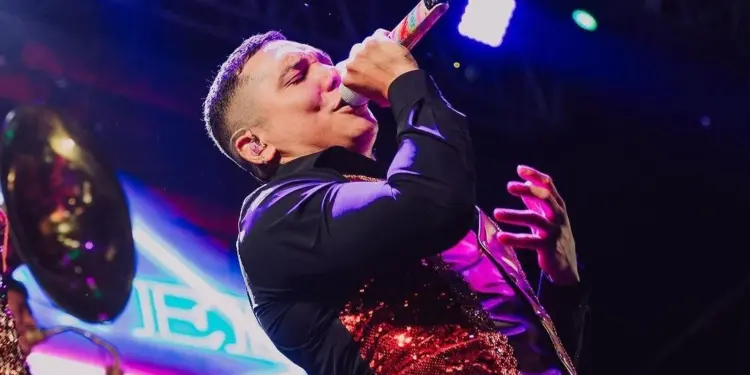 Edwin Luna y La Trakalosa de Monterrey en Guatemala