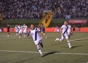 Guatemala 4-2 República Dominicana